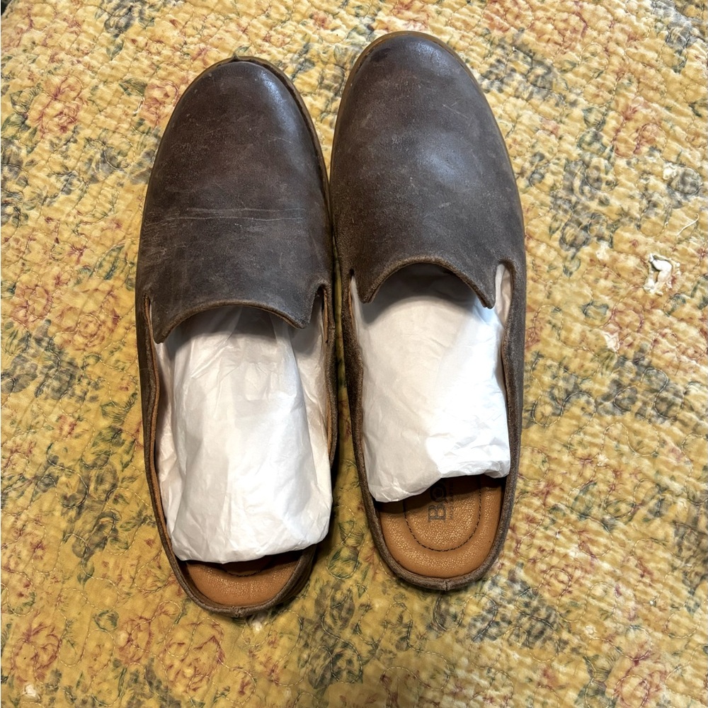 Womens Born leather mules.